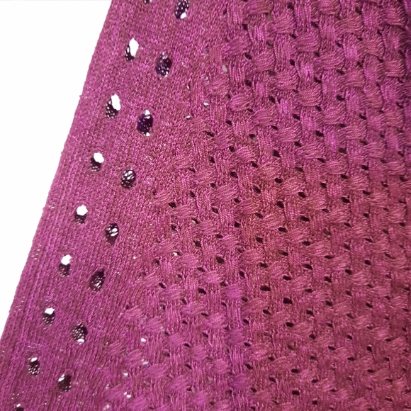 Lane Bryant Knit Sweater Top Wine Burgandy Cut Out Long Sleeve Plus Size 26/28 - Picture 5 of 12